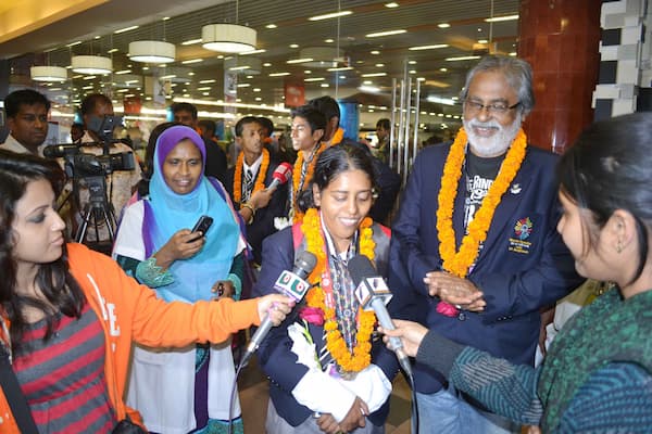 How to Speak With People With Intellectual Disabilities